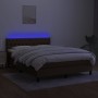 Letto a Molle Materasso e LED Marrone Scuro 140x200 cm Tessuto