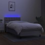 Letto a Molle Materasso e LED Grigio Chiaro 90x190 cm Tessuto