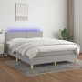 Letto a Molle Materasso e LED Grigio Chiaro 140x190 cm Tessuto