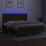 Letto a Molle Materasso e LED Marronescuro 200x200cm in Tessuto