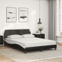 Letto con Materasso Nero e Bianco 140x200 cm in Similpelle