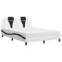 Letto con Materasso Bianco e Nero 140x200 cm in Similpelle