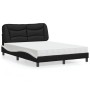 Letto con Materasso Nero e Bianco 140x200 cm in Similpelle