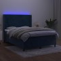 Letto a Molle con Materasso e LED Blu Scuro 140x200 cm