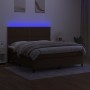 Letto a Molle Materasso e LED Marrone Scuro 160x200 cm Tessuto