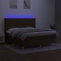 Letto a Molle Materasso e LED MarroneScuro 180x200cm in Tessuto