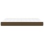 Materasso a Molle Insacchettate Marrone Scuro 140x200x20 cm