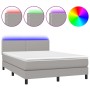 Letto a Molle Materasso e LED Grigio Chiaro 140x190 cm Tessuto