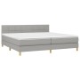 Letto a Molle Materasso e LED Grigio Chiaro 200x200 cm Tessuto